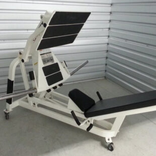 CYBEX PLATE LOADED SQUAT PRESS